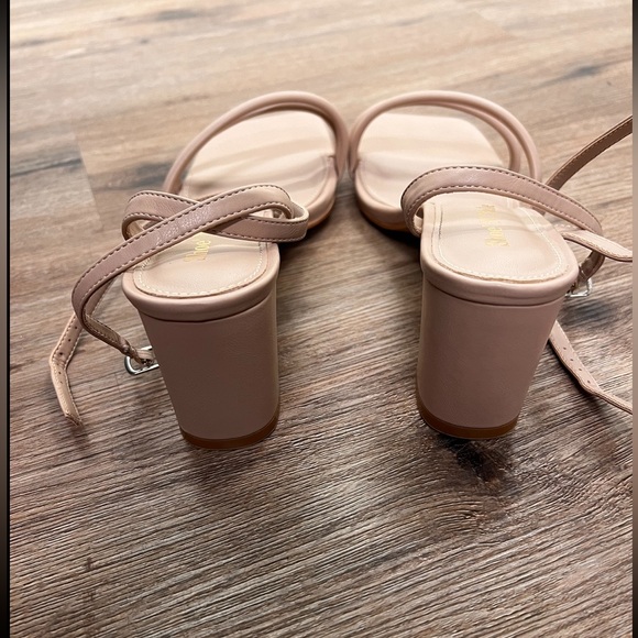 Shoe N’ Tale Strappy Heels with Square Toe - Picture 5 of 6